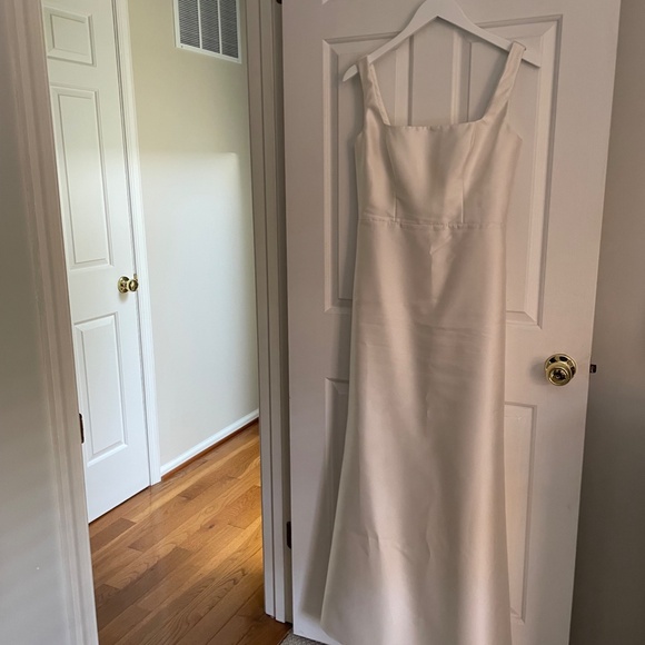 Alfred Sung - D869 Dress - Ivory - Satin Twill - Size 6/8 - Picture 3 of 4